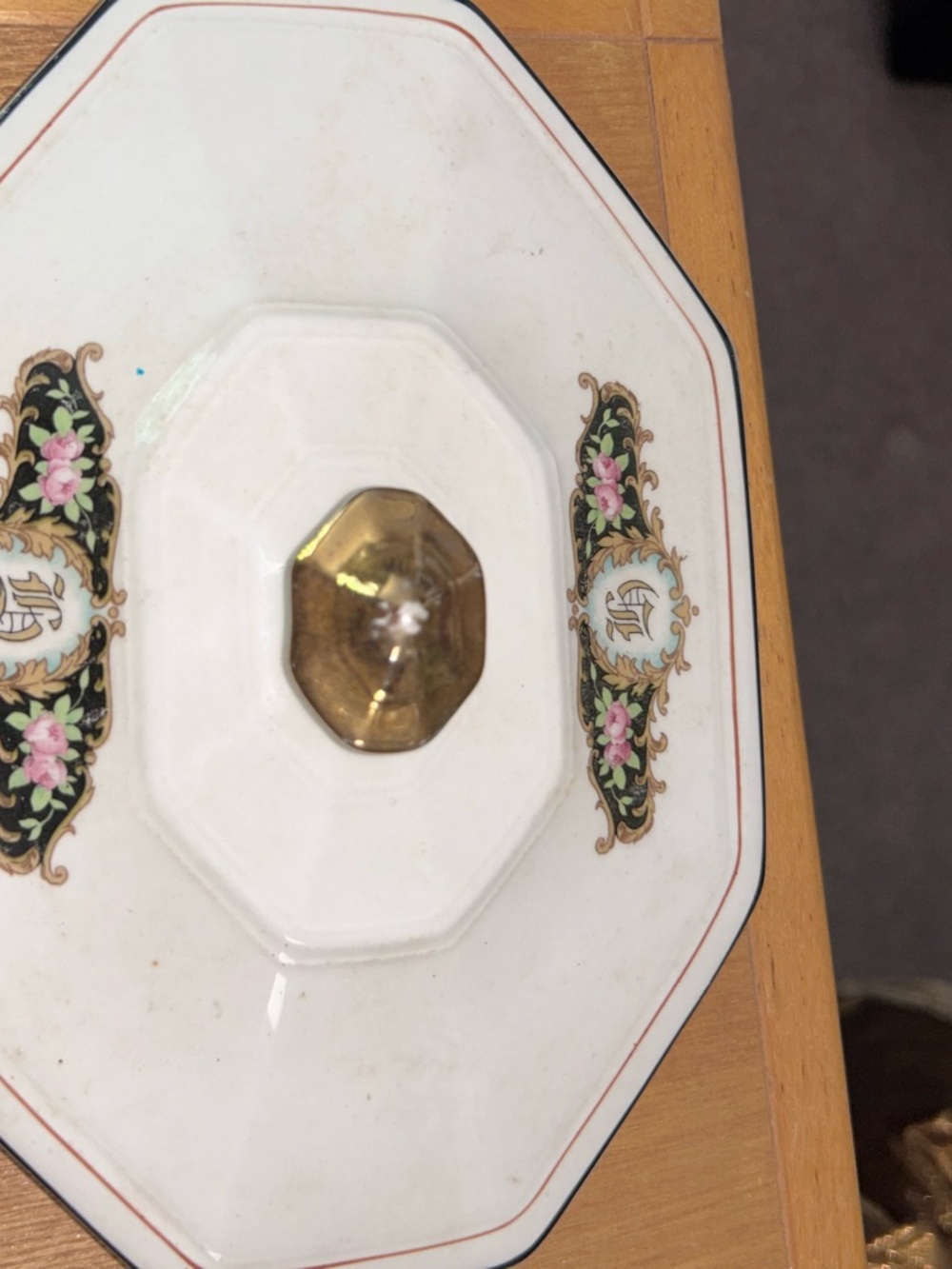 Haviland & Co Octagonal Porcelain Lid with Pink Floral Motif and Gold Knob.